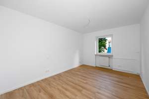Modernisierte 3-Zimmer-Wohnung mit Balkon – Soldnerstraße 31, 90766 Hardhöhe, Fürth – Vorschaubild 6