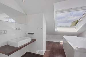 Exklusive Maisonette-Wohnung mit zwei Balkonen und Domblick – wohnen über den Dächern von Köln-Deutz – Die vollständige Adresse der Immobilie erhältst du vom Anbieter., 50679 Deutz, Köln – Vorschaubild 18