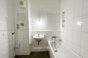 Sonnige Drei-Zimmer-Wohnung mit Loggia und Ebk – Weserstraße 11, 14513 Teltow – Vorschaubild 5
