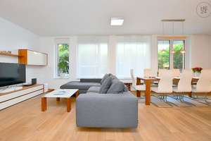 Modern möblierte Wohnung mit TG-Stellplatz in Stuttgart Mitte – Die vollständige Adresse der Immobilie erhältst du vom Anbieter., 70174 Neue Vorstadt, Stuttgart – Vorschaubild 1