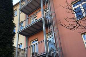 Kernsaniertes Denkmal-MFH in Bautzen | 8 WE + Laden | Balkone – Die vollständige Adresse der Immobilie erhältst du vom Anbieter., 2625 Bautzen – Vorschaubild 2