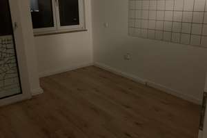 Helle 2-Zimmer-Wohnung im 4. OG mit Balkon in Pforzheim-Brötzingen – Die vollständige Adresse der Immobilie erhältst du vom Anbieter., 75172 Weststadt, Pforzheim – Vorschaubild 3