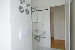 Lichtdurchflutete 2-Zimmer-Wohnung mit Charme am Strausberger Platz – Strausberger Platz 8, 10243 Friedrichshain, Berlin – Vorschaubild 10