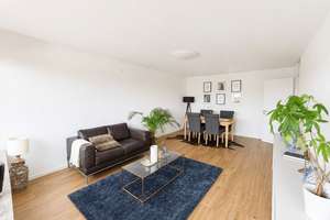 Mit Aufzug: moderne 3,5-ZW mit toller Aussicht und TG-Stellplatz in Hoffeld – Die vollständige Adresse der Immobilie erhältst du vom Anbieter., 70597 Hoffeld, Stuttgart – Vorschaubild 2