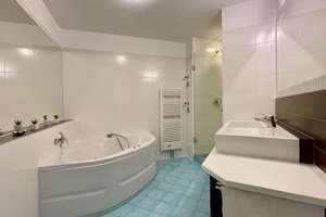 Helle, moderne 3,5-Zimmer Wohnung an der Münchner Freiheit.  Von Privat. – Siegesstr. 15, 80802 Schwabing-Ost, München – Vorschaubild 8