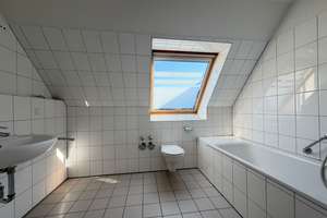 *Schöner Balkon*Charmante Dachgeschosswohnung in grüner Lage* – Hansemannstr. 9, 45357 Gerschede, Essen – Vorschaubild 6