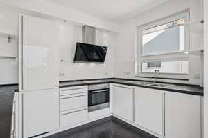 Stilvoll gestaltete, lichtdurchflutete Drei-Zimmer-Wohnung mit idyllischem Blick ins Grüne – Die vollständige Adresse der Immobilie erhältst du vom Anbieter., 60388 Bergen-Enkheim, Frankfurt am Main – Vorschaubild 7