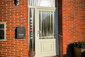 Charmantes Einfamilienhaus mit Garage auf großem Grundstück – Ammerland (Kreis) – Vorschaubild 4