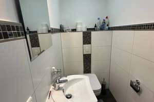 Vermietet! Helle, gut geschnittene 4 ZKB mit Fahrstuhl, TG Platz und verglastem Balkon! – Ziegeleistraße 22f, 86199 Inningen, Augsburg – Vorschaubild 14