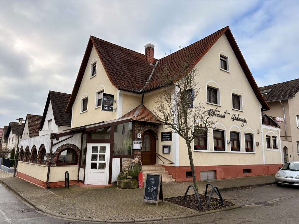 Immobilie in Brühl - *** Wohn- und Geschäftshaus mit Restaurant, 5-Zimmer-Wohnung & Mitarbeiterwohnung – ideal für Gastro - Bild 1