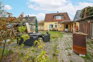 TT bietet an: Ein Haus mit Geschichte  und viel Entwicklungspotenzial! – Wilhelmshaven – Vorschaubild 14