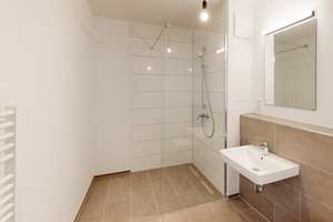 Exklusives Townhouse im Heinrich Carré mit EBK – In den Diken 9b, 40472 Rath, Düsseldorf – Vorschaubild 9