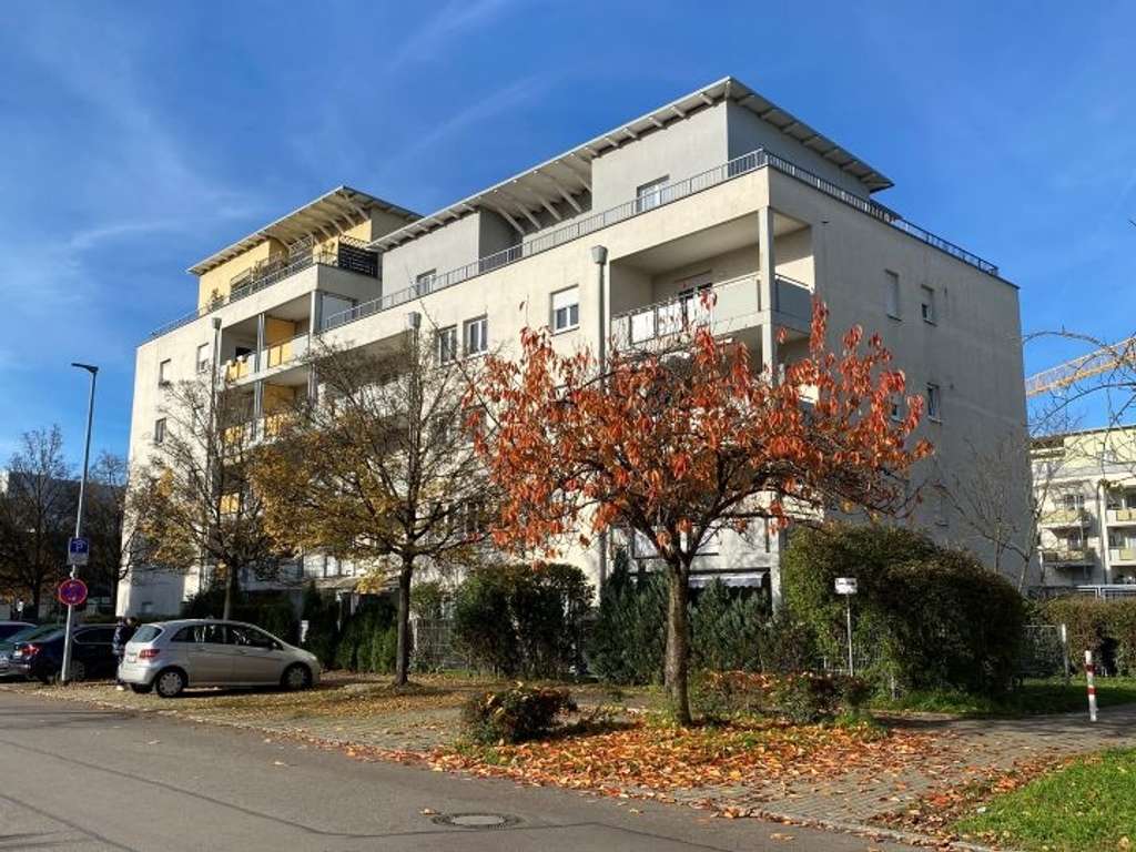 ++NEU IM ANGEBOT++ Komfortable 4,5-Zi.-ETW in grenznaher Wohnlage von Weil am Rhein