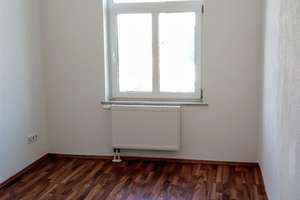 Günstige und vermietete 2-Zimmer mit Laminat, Aufzug und Eckwanne in guter Lage! – Die vollständige Adresse der Immobilie erhältst du vom Anbieter., 9126 Gablenz, Chemnitz – Vorschaubild 6