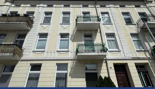 Bild von Mehrfamilienhaus mit 3 freien Wohnungen, Garage und Garten