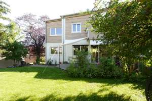 Lichtdurchflutetes Reihenendhaus mit großem Garten im Sommerrain – Die vollständige Adresse der Immobilie erhältst du vom Anbieter., 70374 Sommerrain, Stuttgart – Vorschaubild 1