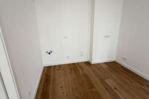 ERSTBEZUG: Helle, schöne sanierte 3-Zimmer-Wohnung im 1. OG (1. OG rechts B) – Kopernikusplatz 13, 90459 Galgenhof, Nürnberg – Vorschaubild 17