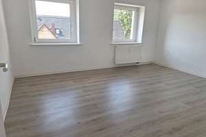 lichtdurchflutete 2 Raumwohnung mit Balkon im Dachgeschoss - großer Gemeinschaftsgarten inklusive – 9232 Hartmannsdorf – Vorschaubild 6
