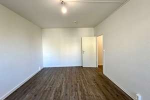 2-Zimmerwohnung mit Balkon und Aufzug! – Finsterwalder Str. 27, 1239 Prohlis-Süd, Dresden – Vorschaubild 6