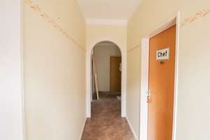 Mitten in Wardenburg ! Neubau- oder Sanierung!
Wohn & Geschäftshaus zum Verkauf! – Die vollständige Adresse der Immobilie erhältst du vom Anbieter., 26203 Wardenburg – Vorschaubild 11