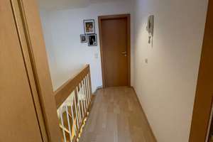 Provisionsfrei! Charmantes 6 Zimmer Reihenhaus im Herzen von Holzgerlingen – Die vollständige Adresse der Immobilie erhältst du vom Anbieter., 71088 Holzgerlingen – Vorschaubild 9
