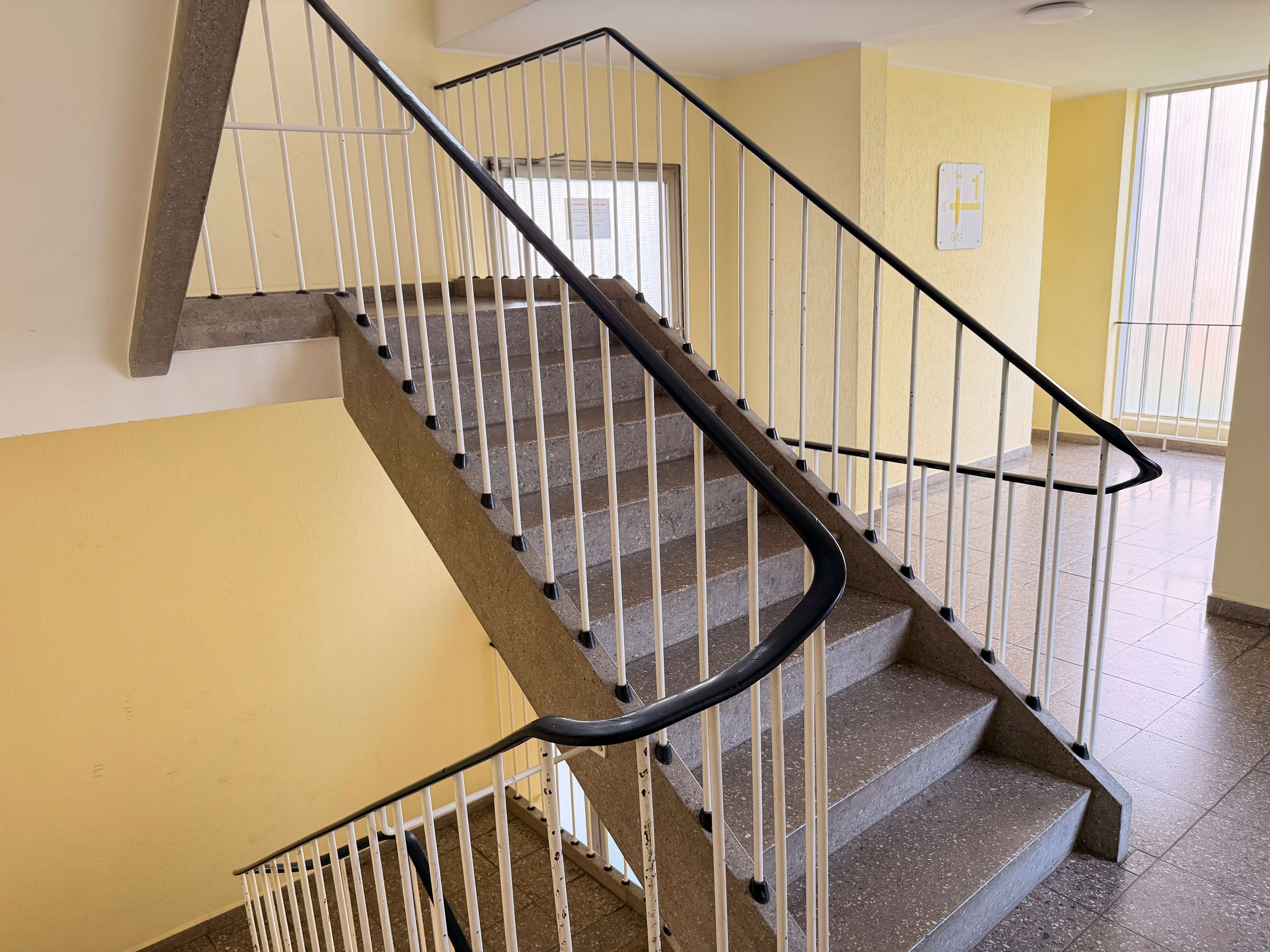 Entkernte 2-Zimmer Wohnung zur Neu-Gestaltung, Bonn – Bild 3