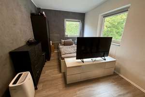 Helle 3-Zimmer-Eigentumswohnung mit
Süd-West-Loggia direkt am Garather Forst – Die vollständige Adresse der Immobilie erhältst du vom Anbieter., 40595 Garath, Düsseldorf – Vorschaubild 9