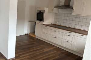 Stilvolle 3- Zimmer Altbauwohnung mit Dachterrasse & Einbauküche (WG geeignet) – Zähringerallee 35, 75175 Nordstadt, Pforzheim – Vorschaubild 9