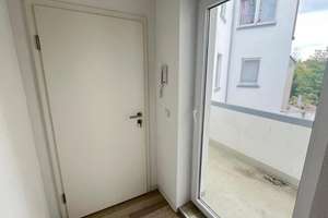 * mit BALKON * renovierte 1 ZIMMER WOHNUNG * Bahnhof Burbach wenige Gehminuten entfernt – Die vollständige Adresse der Immobilie erhältst du vom Anbieter., 66115 Burbach, Saarbrücken – Vorschaubild 3