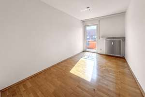 MIETE: Große 4-Zimmer mit  Südbalkon - auch als WG möglich – Die vollständige Adresse der Immobilie erhältst du vom Anbieter., 86179 Haunstetten-Ost, Augsburg – Vorschaubild 10