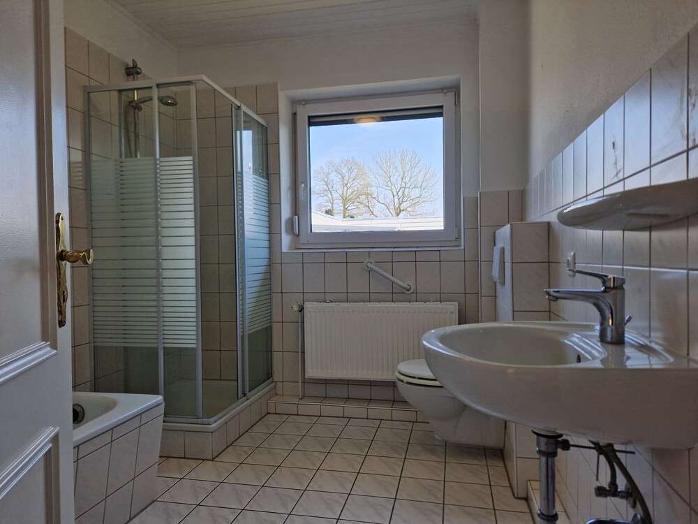 Immobilie in Owschlag - Raum für Ihre Wohnträume: Vielseitiges Zweifamilienhaus mit großem Garten und zwei Garagen - Bild 5