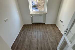 2. OG / 3 Zimmer mit Balkon (frisch saniert) – Am Flugfeld 99, 87600 Oberbeuren, Kaufbeuren – Vorschaubild 3