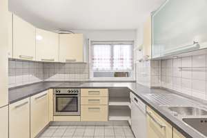 3-ZI-ETW mit Balkon + TG - frei ab Jahreswechsel – Die vollständige Adresse der Immobilie erhältst du vom Anbieter., 70329 Hedelfingen (Ortsteil), Stuttgart – Vorschaubild 7