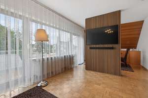 Zwei Balkone, vier Zimmer, beste Lage – Ihr neues Zuhause in Weiherfeld-Dammerstock – Die vollständige Adresse der Immobilie erhältst du vom Anbieter., 76199 Weiherfeld-Dammerstock, Karlsruhe – Vorschaubild 2