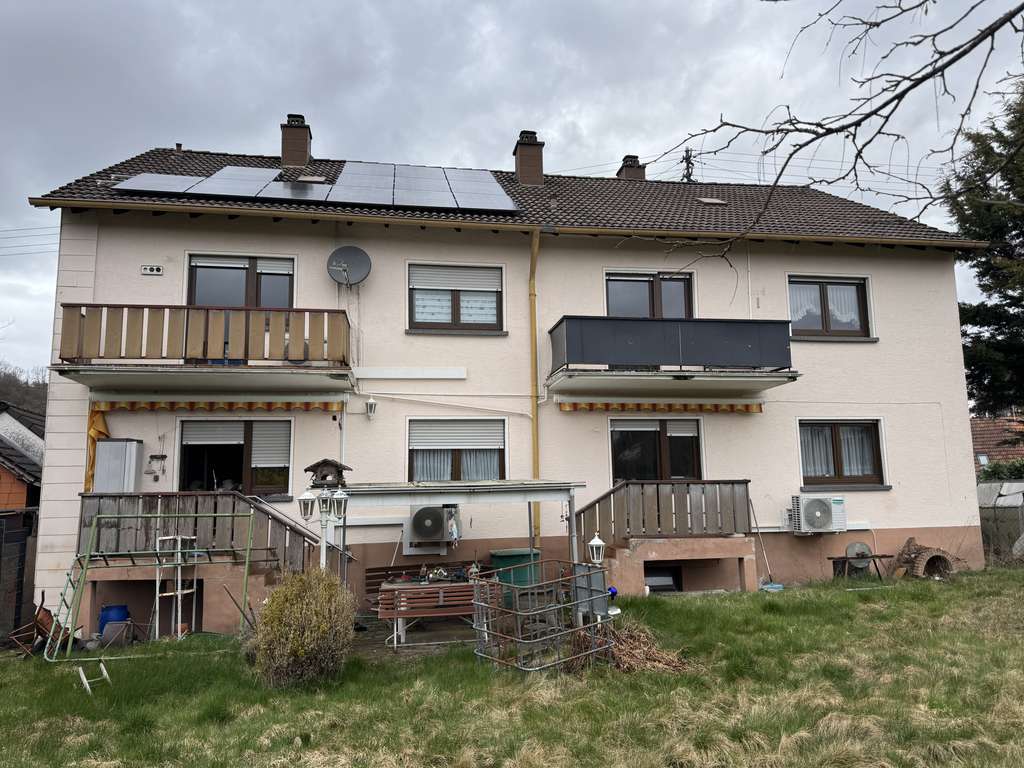 Immobilie in Eppenbrunn - Teilsaniertes 4-Familien Wohnhaus in Eppenbrunn - Bild 1