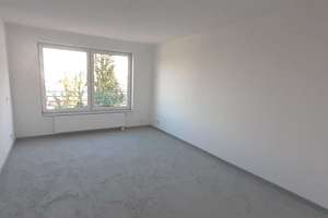 helle und freundliche Wohnung mit freiem Blick und TG-Stellplatz – Dovestr. 11, 10587 Charlottenburg, Berlin – Vorschaubild 10