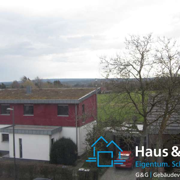 *** helle - 3-Zimmer-Wohnung - in schöner ruhiger Wohnlage mit traumhaften Ausblick ***