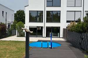 Modernes Wohndesign mit unverbaubarem Mainblick in Offenbach-Rumpenheim – 63075 Rumpenheim, Offenbach am Main – Vorschaubild 3