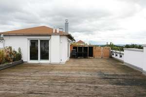 100qm Dachterasse mit Blick über Dresden / 3-Zimmer-Maisonette-Wohnung mit Balkon und EBK