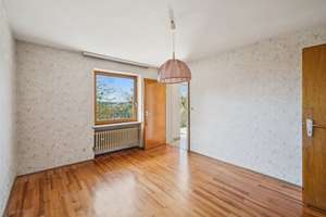 PROJEKT MIT WEITBLICK: Einfamilienhaus in Traumlage mit spektakulärem Modernisierungspotenzial – Die vollständige Adresse der Immobilie erhältst du vom Anbieter., 85614 Kirchseeon – Vorschaubild 10