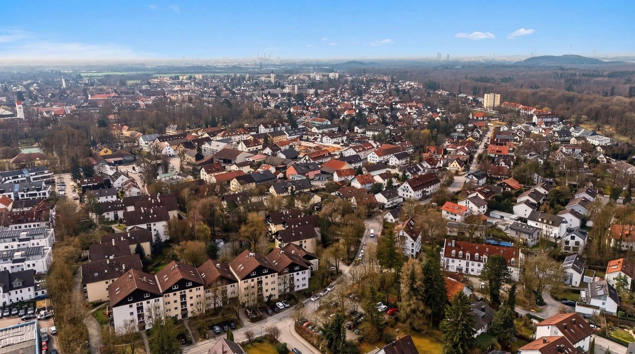 3 Zimmer Wohnung mit Potenzial in ruhiger Lage von Ismaning, München Kreis – Bild 1