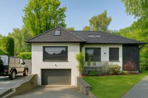 Hochwertig modernisiertes Haus in bester Lage - Provisionsfrei – Die vollständige Adresse der Immobilie erhältst du vom Anbieter., 22359 Volksdorf, Hamburg – Vorschaubild 25