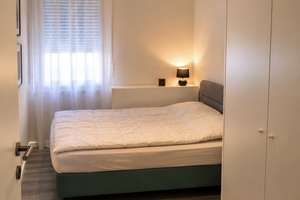 Neu renoviertes WG Zimmer für 600€ Warmmiete inkl. Strom und Internet – Allmandstraße 57/1, 88045 Friedrichshafen – Vorschaubild 2