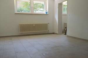 Kompakte 1-Zimmer-Wohnung in Münster , Küche separat, großes Bad mit Fenster. – Paul-Engelhard-Weg 53, 48167 Gremmendorf-Ost, Münster – Vorschaubild 2
