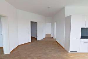 Modernes Wohnen in Kronsrode: Geräumige 4-Zimmer-Wohnung mit EINBAUKÜCHE – Christine-Hardt-Straße 17, 30539 Bemerode, Hannover – Vorschaubild 11