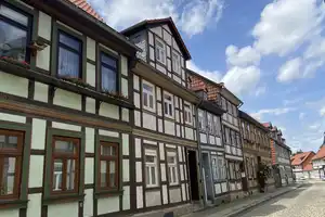 Gut gepflegtes Fachwerkhaus (Wohnfläche ca. 120 m²) mit Hof und Terrasse in Wernigerode – Harz (Kreis) – Vorschaubild 3
