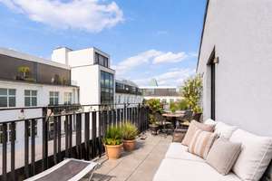 3-Zi.-Penthouse mit zwei Balkonen und Fernsehturmblick in zentraler Lage von Berlin-Mitte – Die vollständige Adresse der Immobilie erhältst du vom Anbieter., 10179 Mitte (Ortsteil), Berlin – Vorschaubild 2