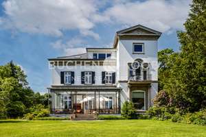 Einzigartige Villa mit Elbblick in Nienstedten