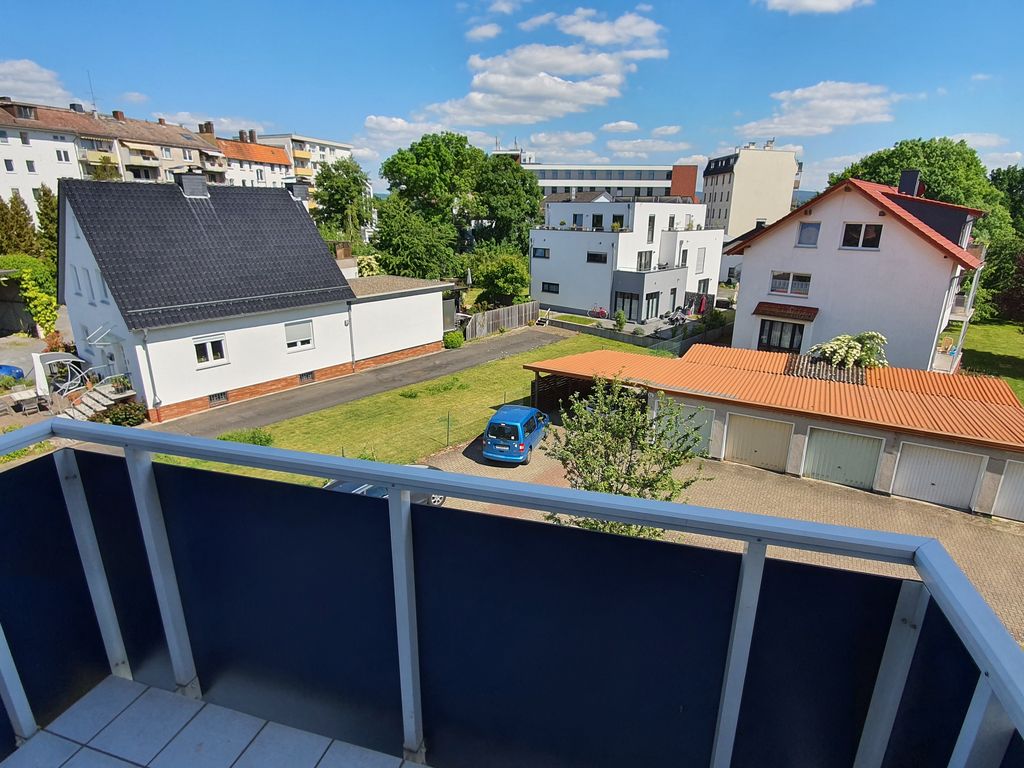 Schöne zwei Zimmer Wohnung mit Balkon in Kassel zu ...