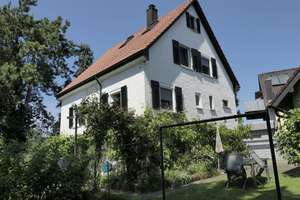 Einfamilienhaus mit großem Grundstück in Willsbach – Die vollständige Adresse der Immobilie erhältst du vom Anbieter., 74182 Obersulm – Vorschaubild 1